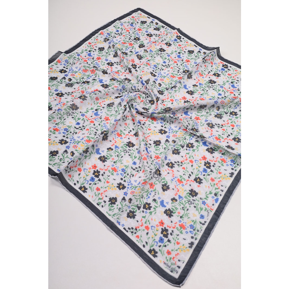 Mina Line Soft El Dikişli Eşarp - Desen-01 - Renk-01