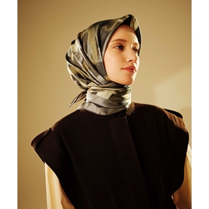 Armine Dj Sura Saf İpek Eşarp - 2025-2026 Sonbahar-Kış 9413D (S)