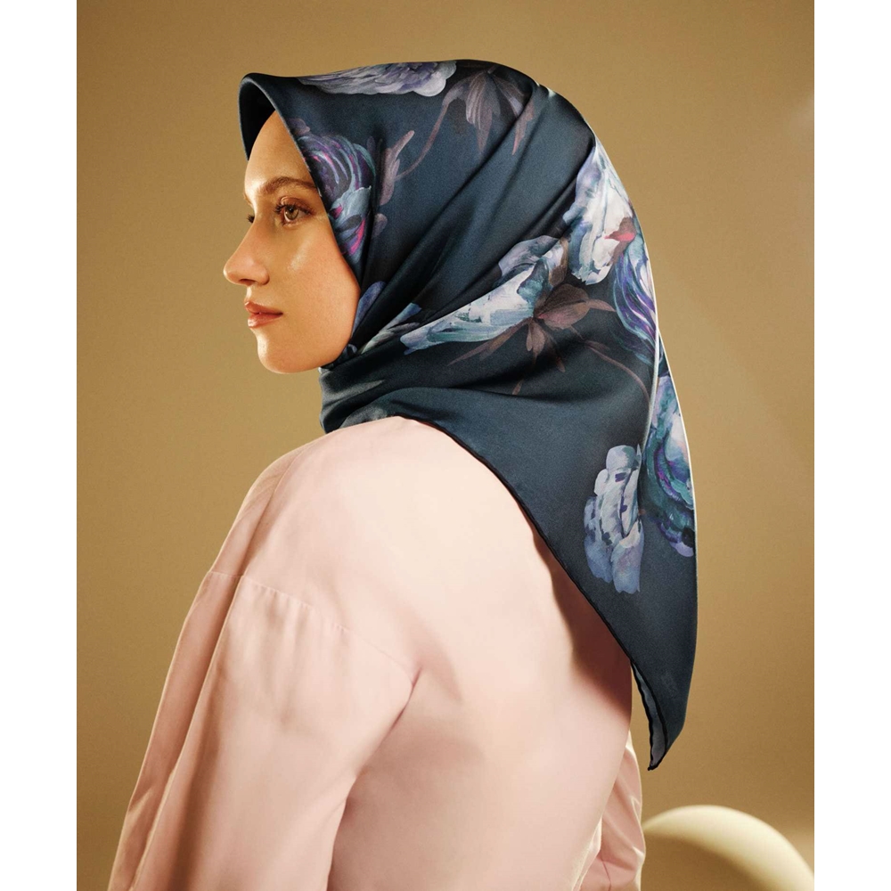 Armine Dj Sura Saf İpek Eşarp - 2025-2026 Sonbahar-Kış 9419D (S)