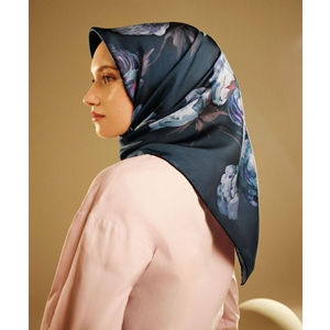 Armine Dj Sura Saf İpek Eşarp - 2025-2026 Sonbahar-Kış 9419D (S)