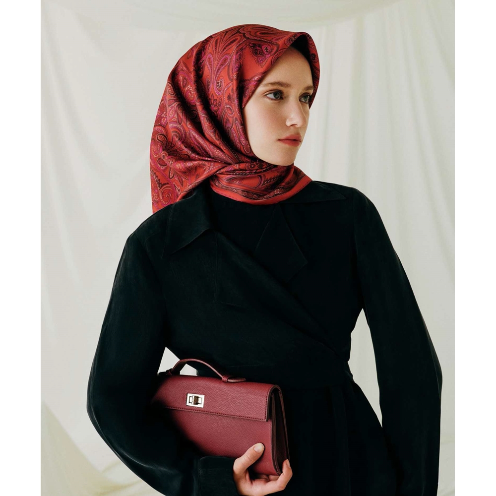 Armine Dj Sura Saf İpek Eşarp - 2025-2026 Sonbahar-Kış 9421D (S)