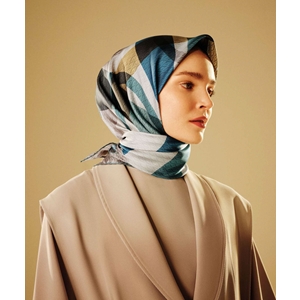 Armine Dj Sura Saf İpek Eşarp - 2025-2026 Sonbahar-Kış 9429D (S)
